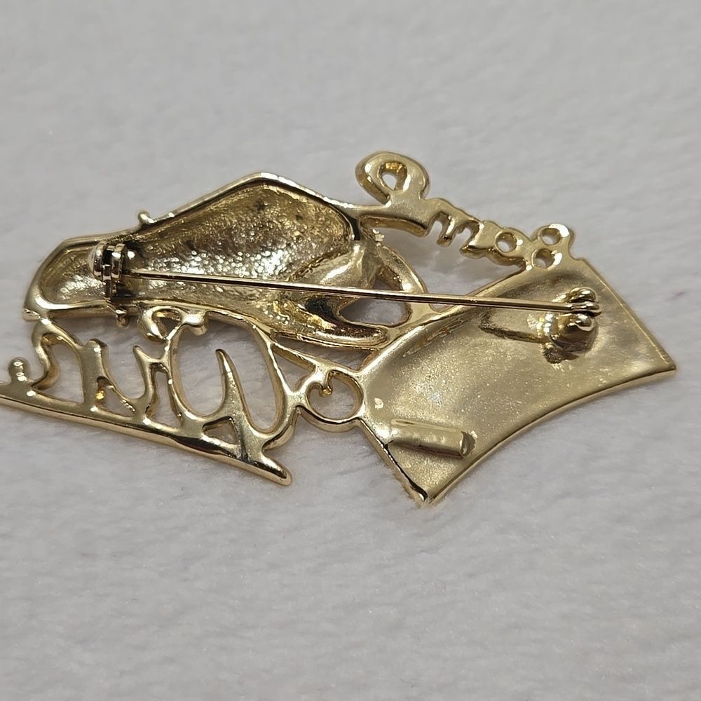 Born To Win Brooch - Picture 3 of 4